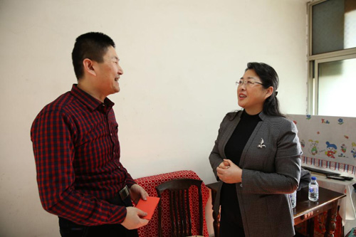学校党委副书记魏秀云走访慰问